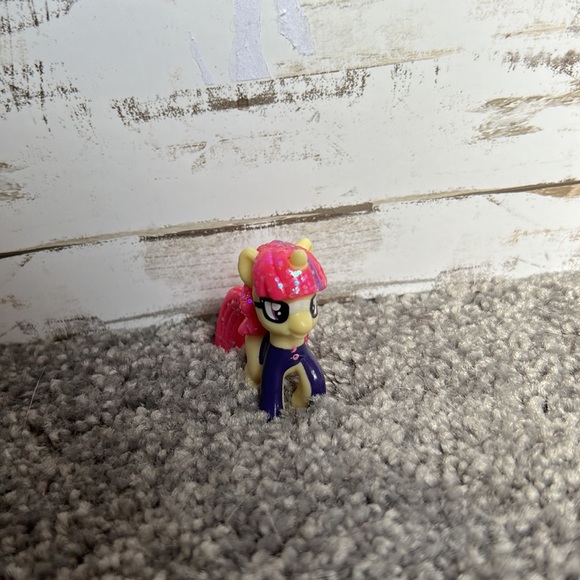 My little pony pack of 5 ponys - Picture 4 of 7